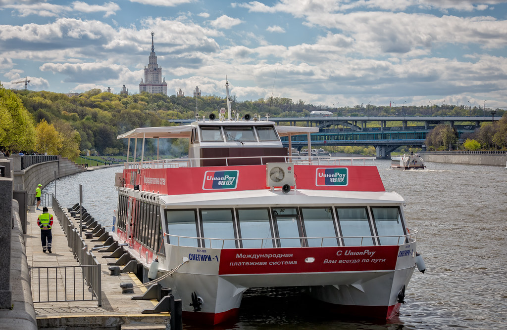 Очарование музыкальных круизов по Москве реке